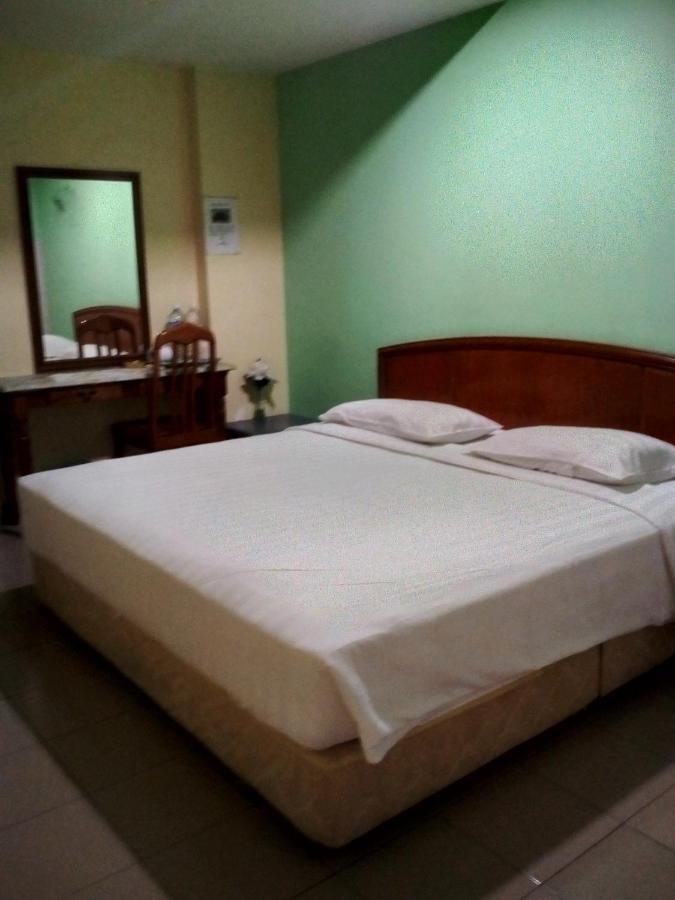 קוטה קינבלו Century Hotel Inanam מראה חיצוני תמונה